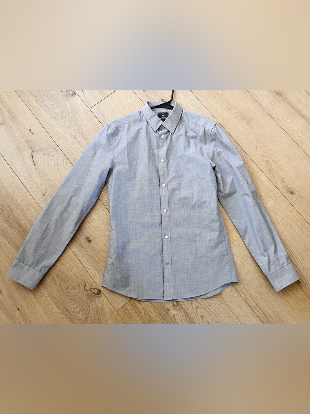 H&M Small Men's Pale Blue Button-Up Dress Shirt